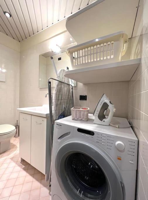 Ferienwohnung Attico In Piazza Matteotti Desenzano del Garda Exterior foto